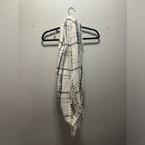 Black and cream colored Scarf